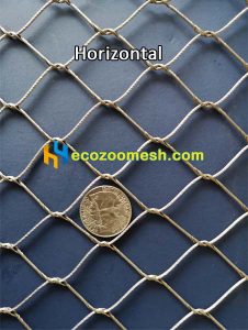 a piece of mesh in horizontal drection