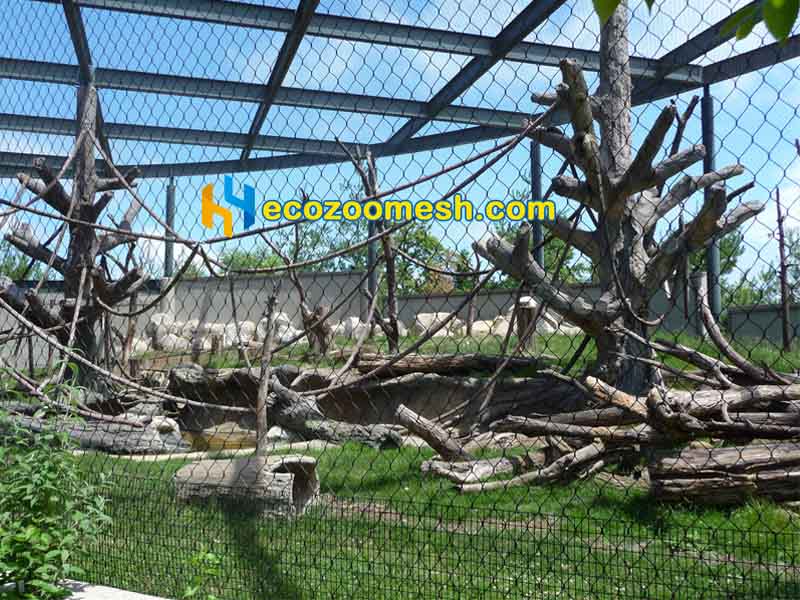 Outdoor Animal Exhibit Fence