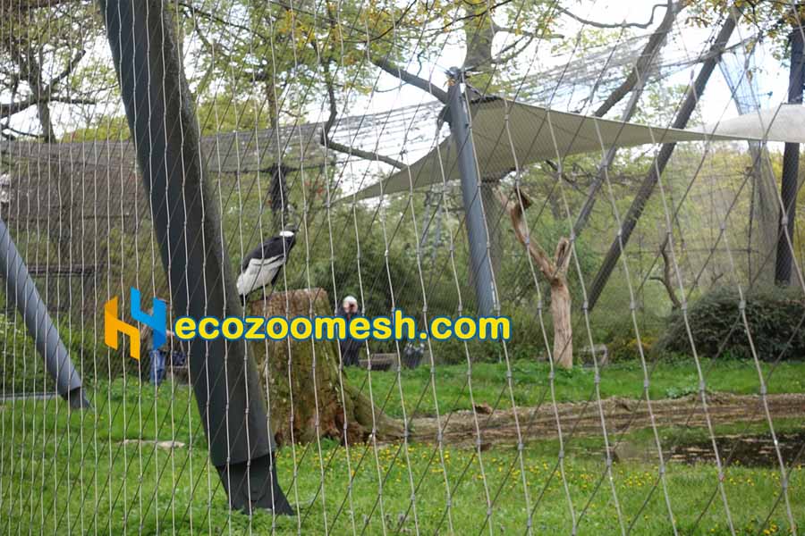 Ferrule Metal Mesh for an Aviary