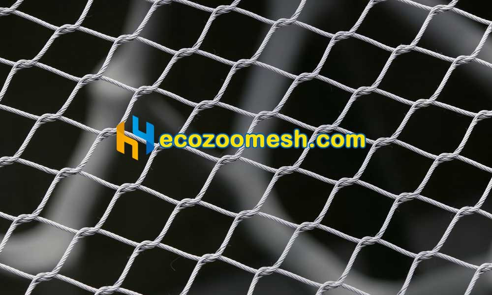 Hand-woven cable netting