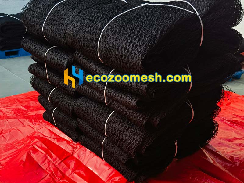 Vulture Fencing Mesh black mesh aviary