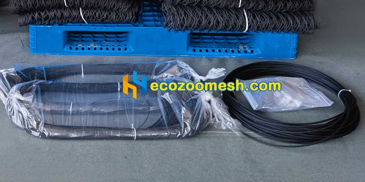 stainless steel mesh animal exhibit with accessories