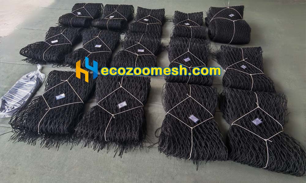 Tiger Enclosure Black Mesh with 2
