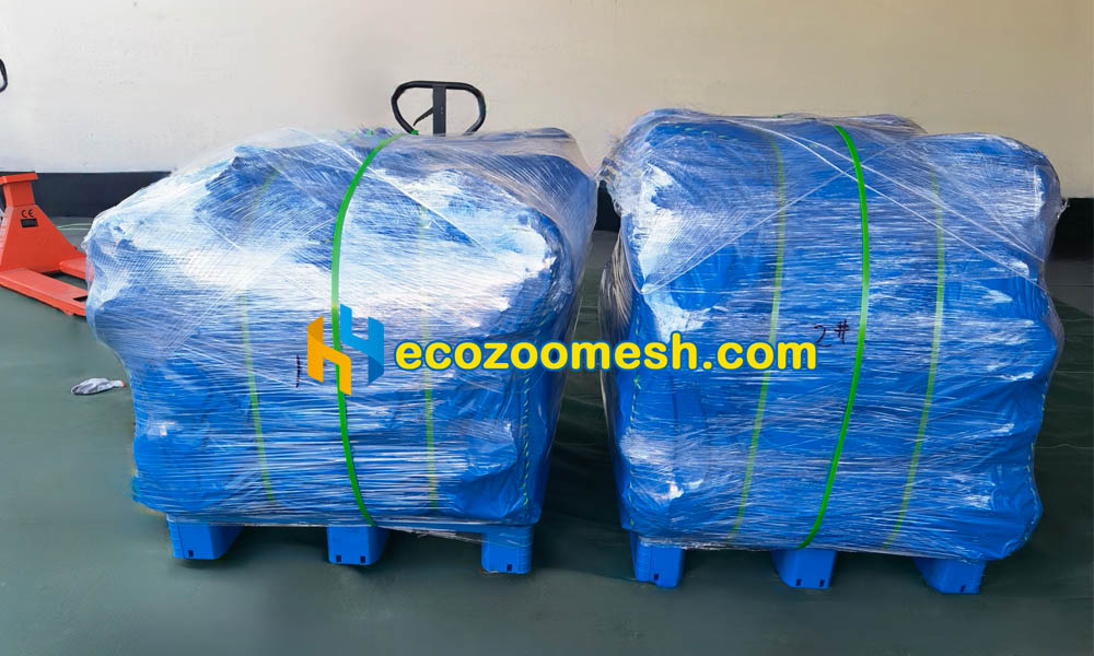 pallets of leopard enclosure cable mesh